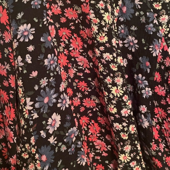 American Eagle cropped top, size m - Picture 3 of 8